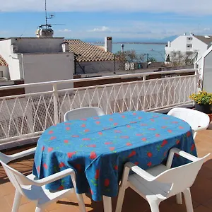Appartement Sylvie, Roses