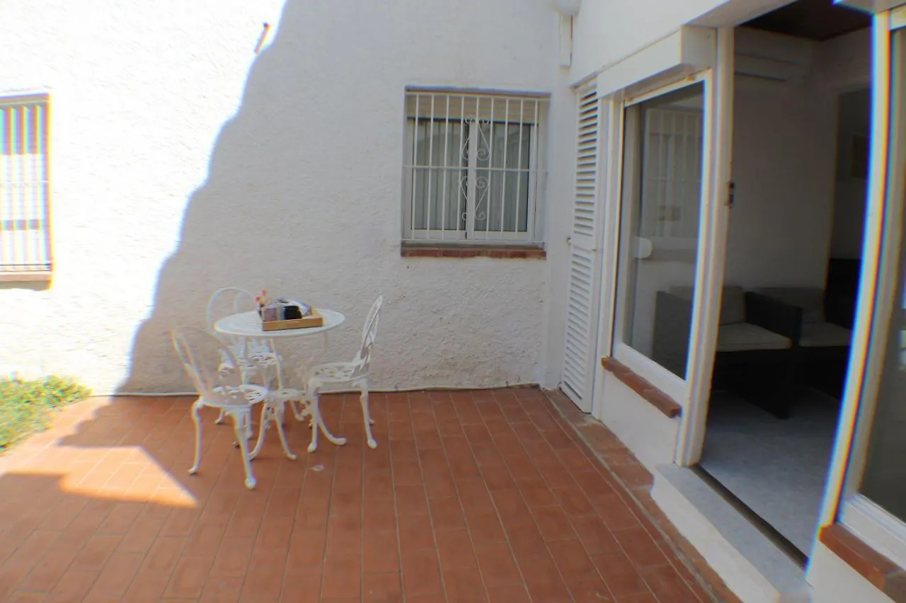 Agi Port De Rosas Apartment