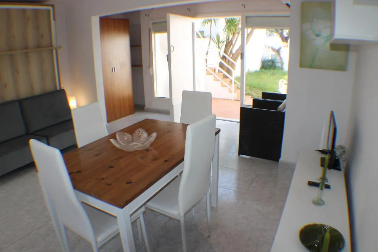 Agi Port De Rosas Apartment