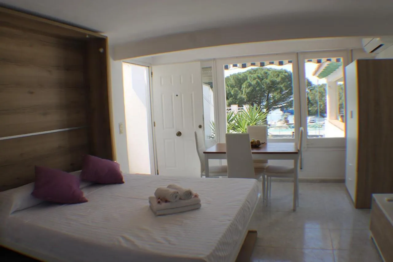 Agi Port De Rosas Apartment